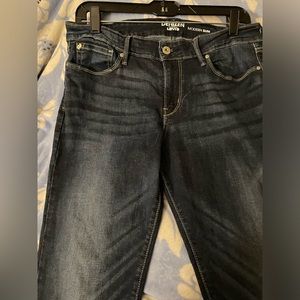 Women’s  Dark Medium Wash Levi’s Jeans